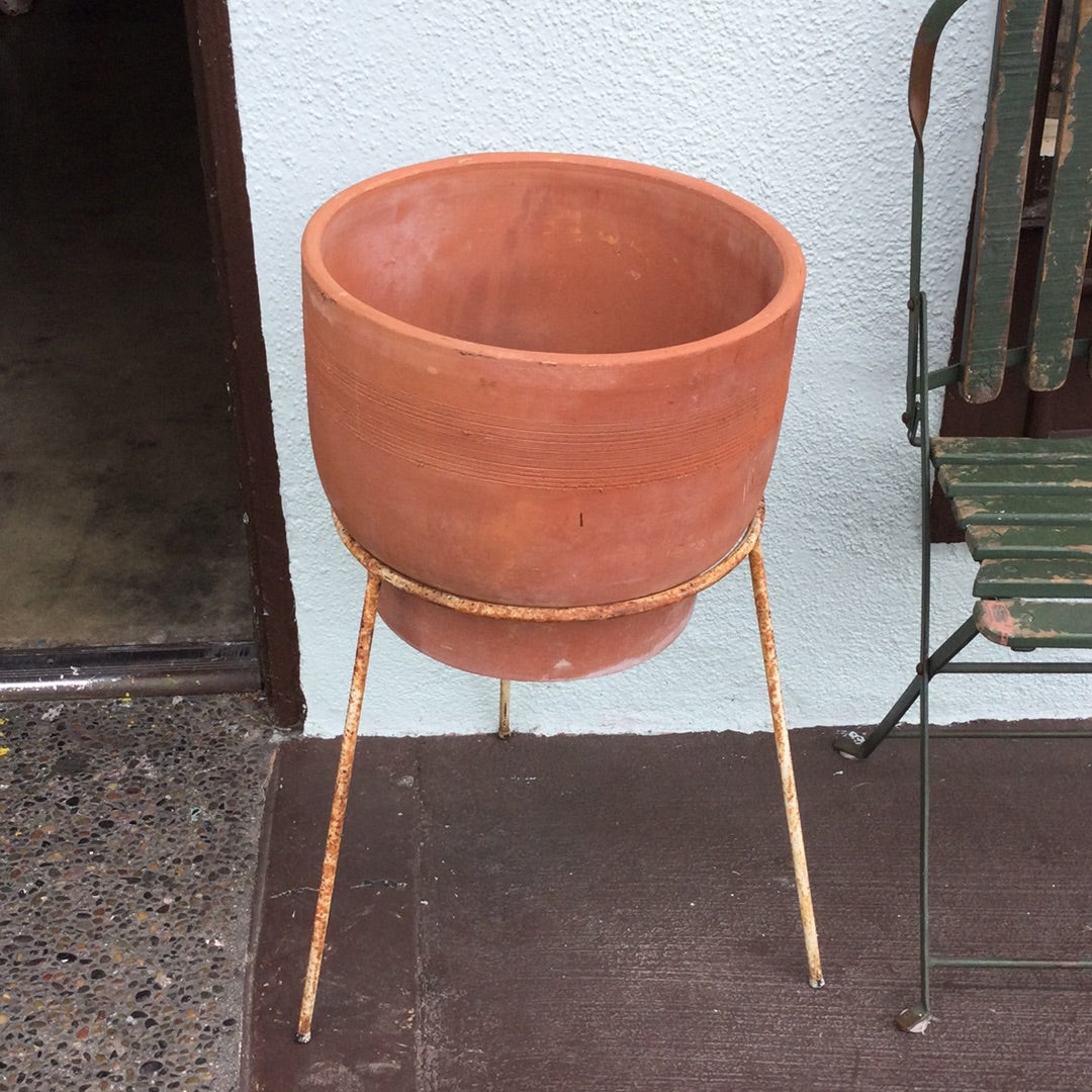 Planter + Stand