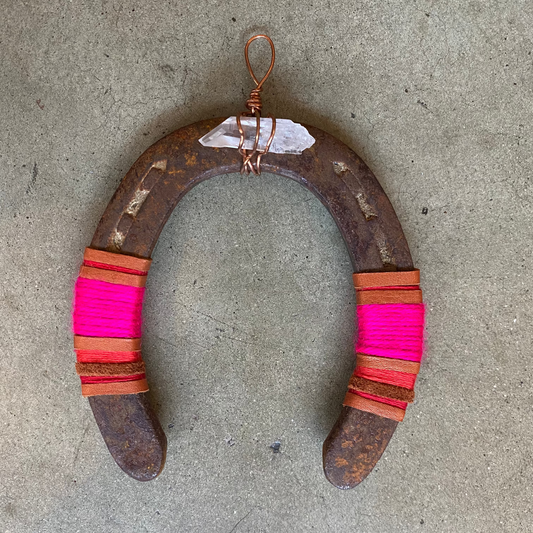 Horseshoe w/ Crystal