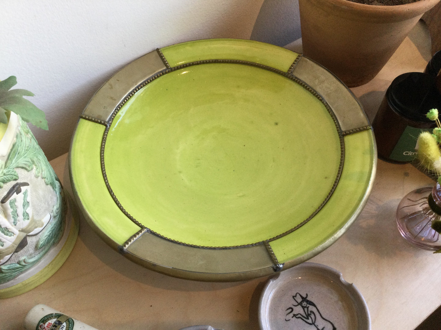 Green Jafi Platter Stand