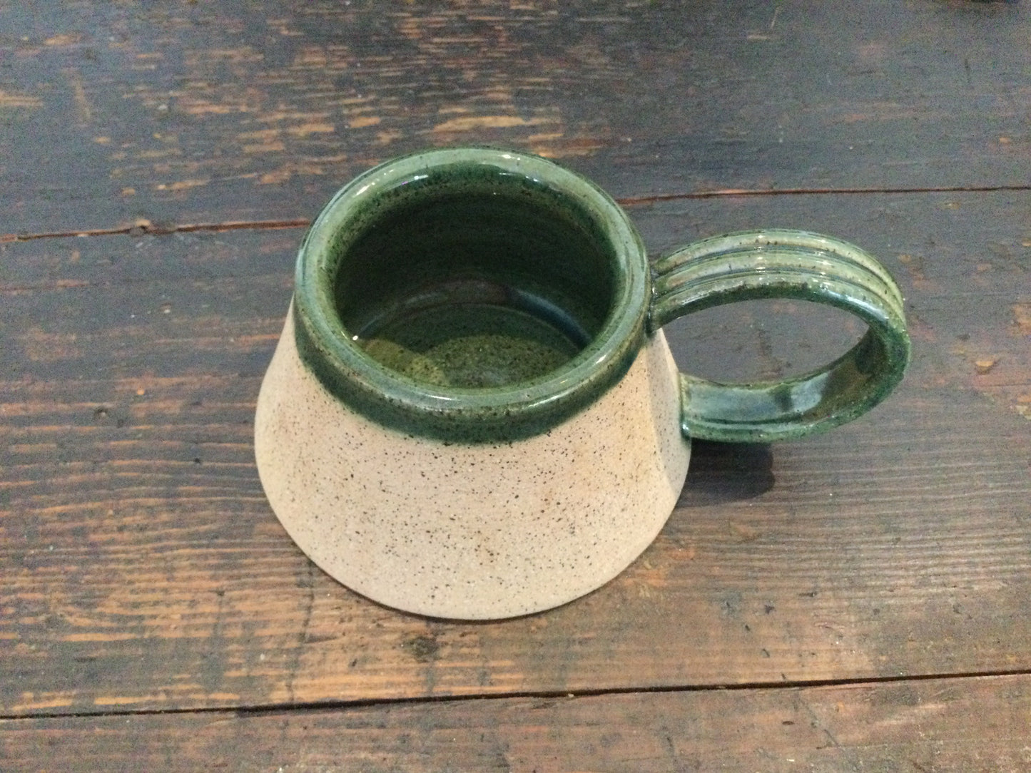 Green trim ceramic mug large