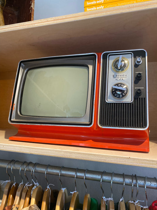 70’s Vintage zenneth tv