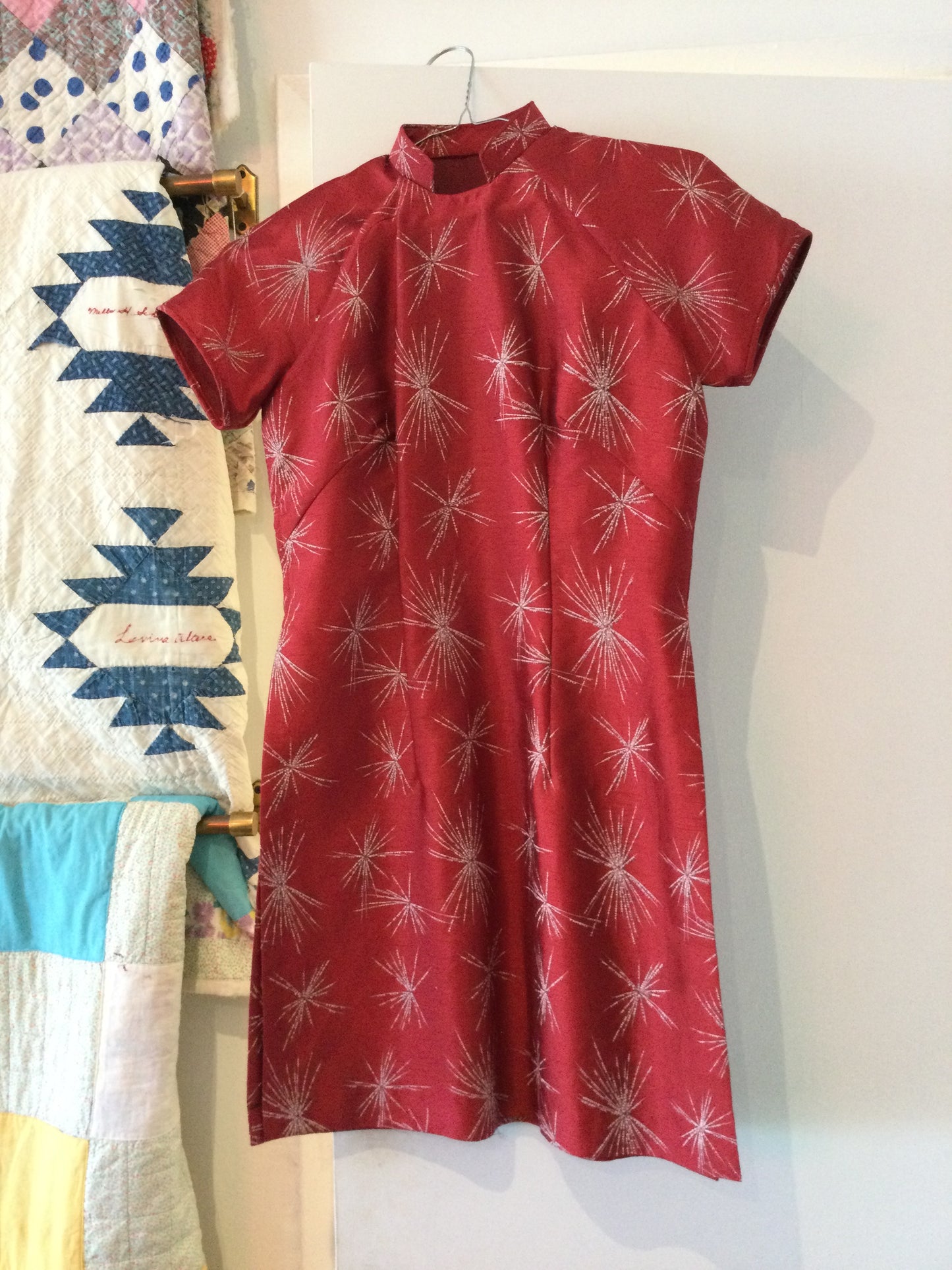 1950s Cocktail Dress/Cheongsam Tunic (Red)
