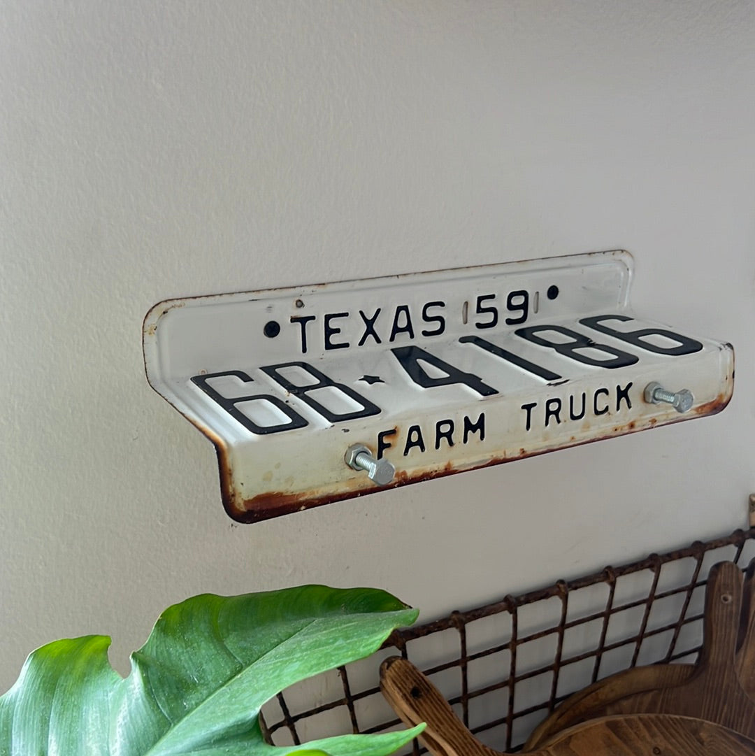 Vintage license plate key holder