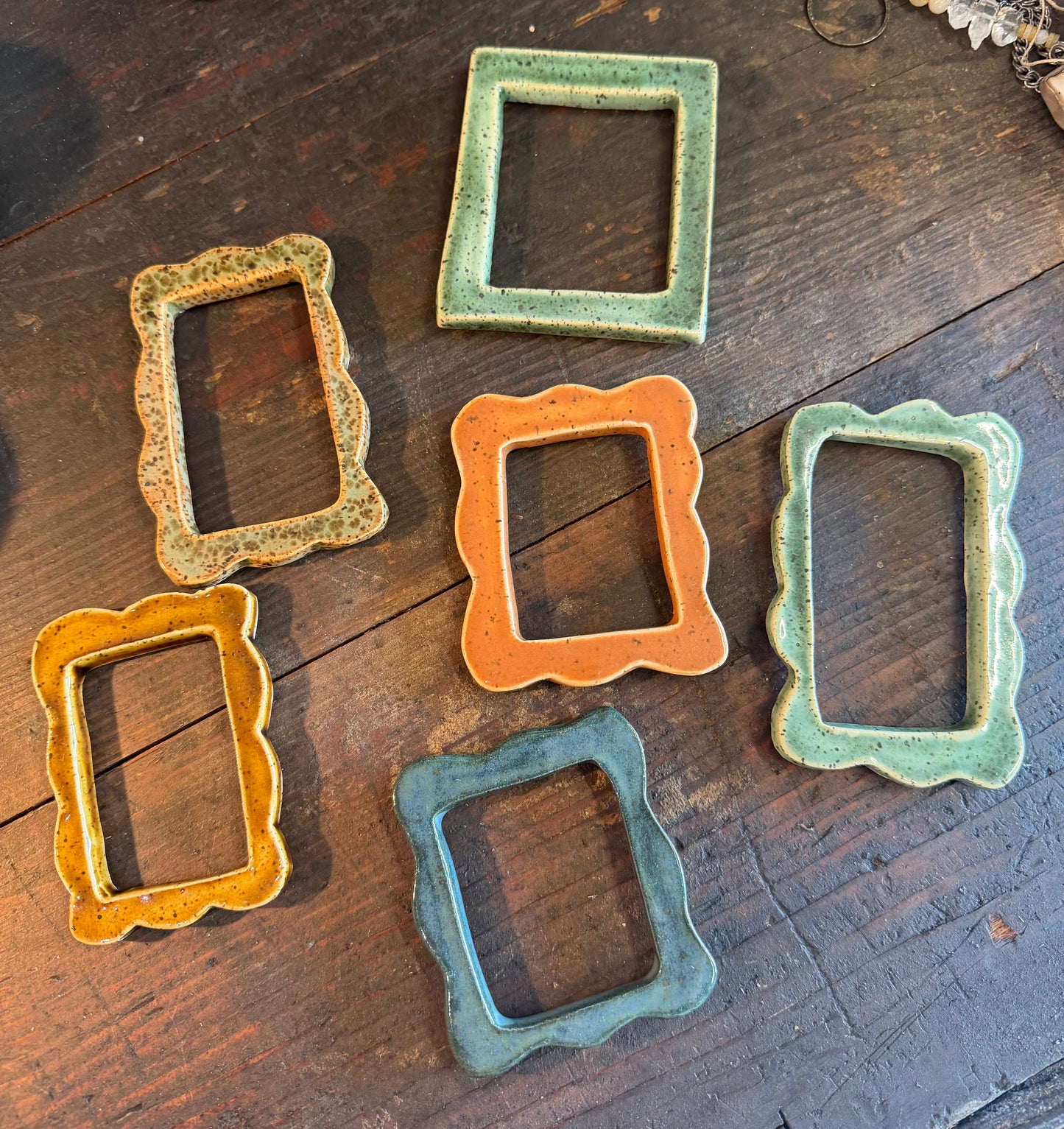 Magnetic Frames